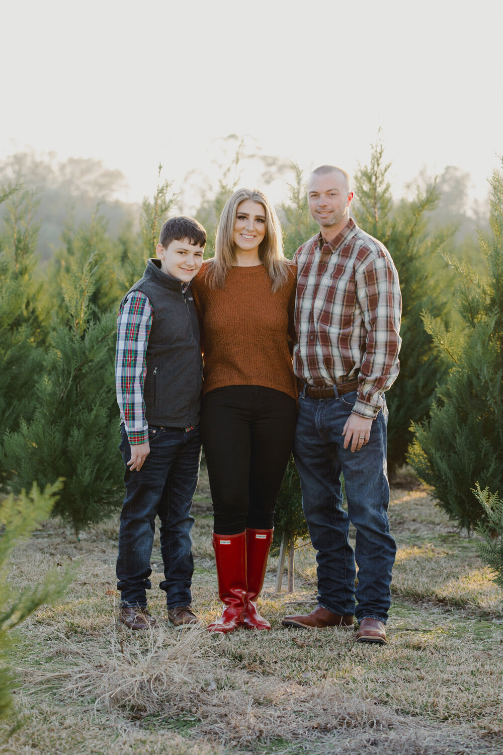 Fife Family Christmas Tree farm family pictures