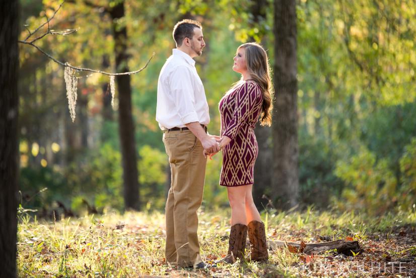outdoor engagement pictures_0043